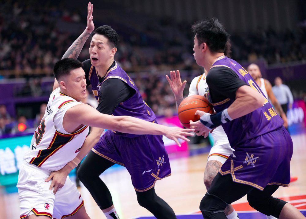 开云体育-CBA常规赛：北京控股胜吉林长白山恩都里