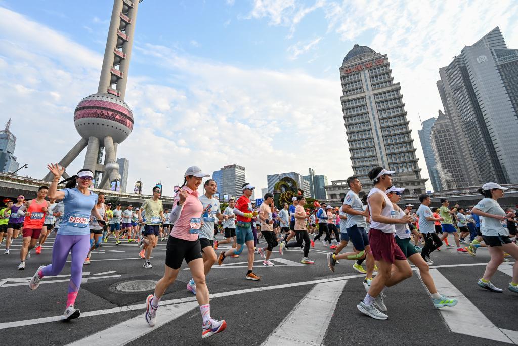 kaiyun-深一度｜从“卷”到“暖”，上海半马这样跑过十年